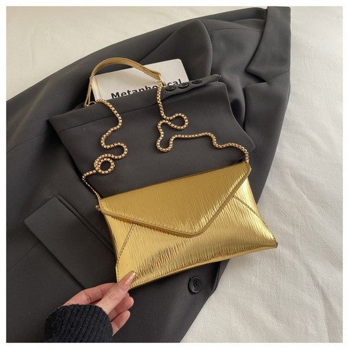 Textured Metallic Envelope Side Bag Clutch in Gold