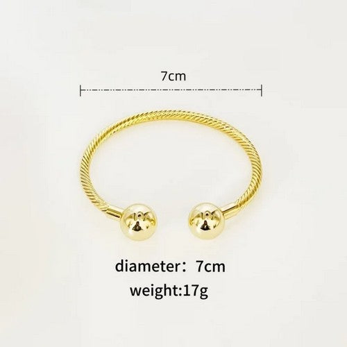 Twist C-Bangle in 18k Gold Plate