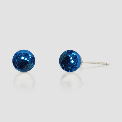 High-Shine Metallic Stopper Stud Earrings in Bright Blue