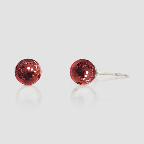 High-Shine Metallic Stopper Stud Earrings in Red
