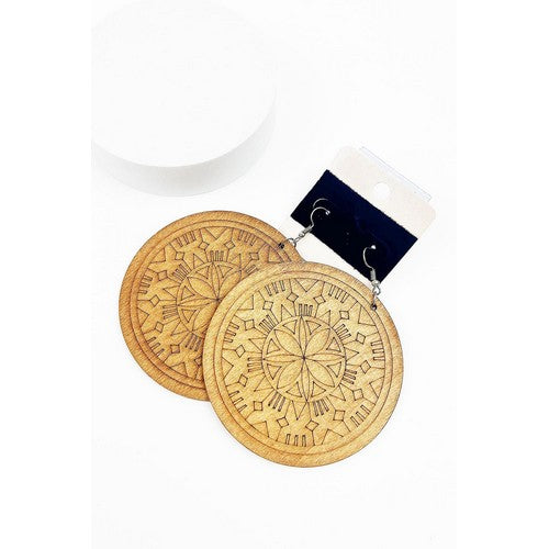 MSER12090 Aztec Carve Disc Wooden Earrings Beige