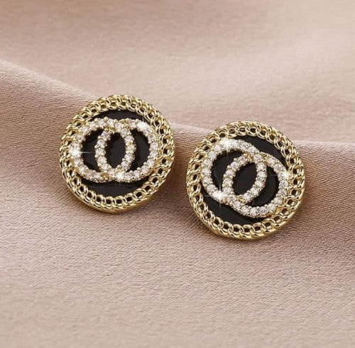 Rhinestone OO Disc Earring in Gold
