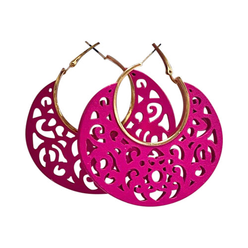 Cut-Out Wooden Disc Hoop Earrings in Fuchsia