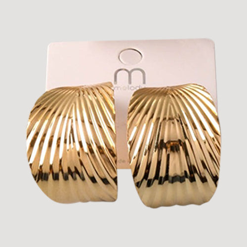 Etched Leaf Hoop Earring in Gold