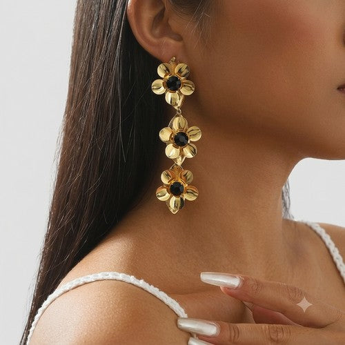 Tiered Floral Dangle Earrings in Black