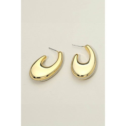 PKE1361 Glitter Strip Huggie Hoop Earrings in Gold