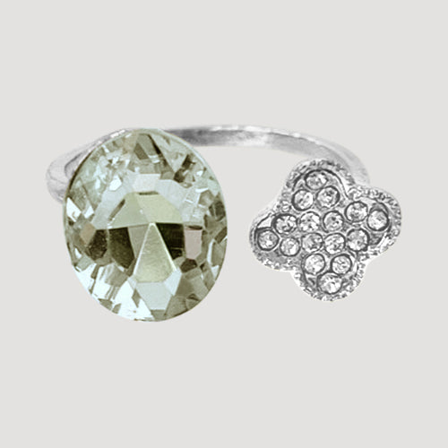 IRI-983 Quatrefoil & Gem Open Silver Ring in Clear Crystal