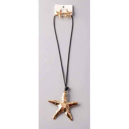 Textured Starfish Cord Necklace Set in Gold
