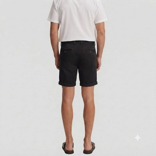 New Look Slim Fit Turn-Up Chino Shorts in Black