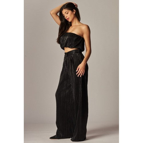 Metallic Plisse Bubble Tube Top in Black