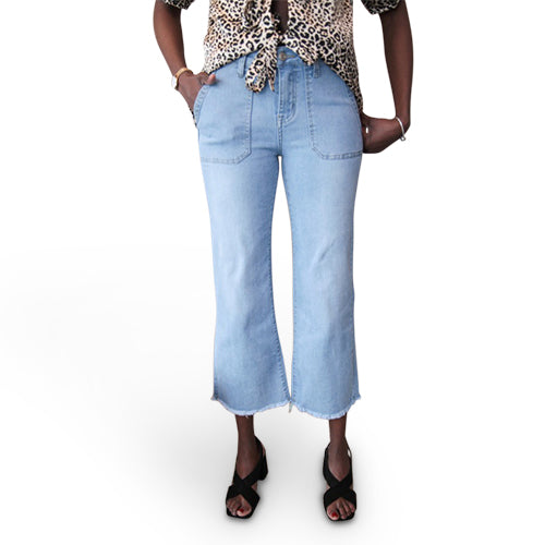 Nina Carter Frayed Hem Patch Pocket Crop Flare Jeans in Light Denim