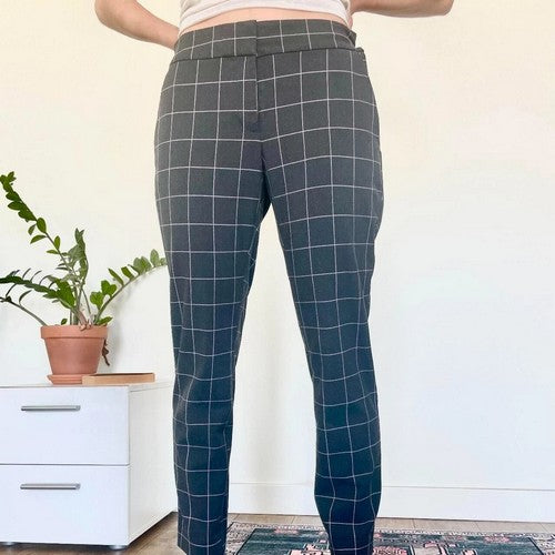 Wallis Slim Fit Dress Pants in Charcoal Grey Plaid