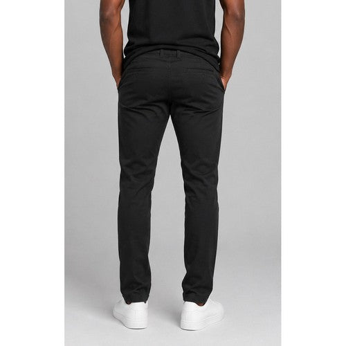 Michael Brandon Slim Straight Fine Rib Cotton Chino in Black