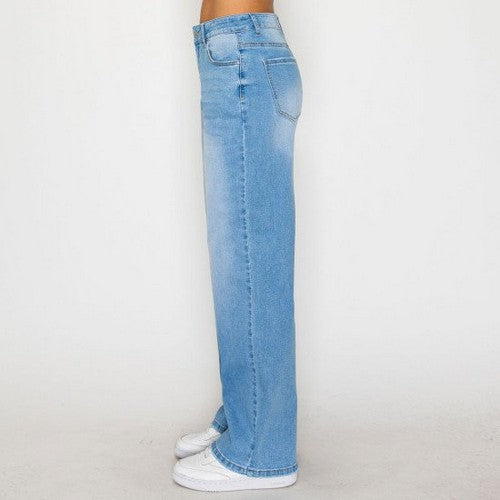 Wax Jean Basic Straight Leg Jean in Light Denim