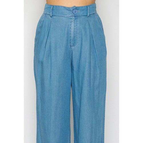 Wide Leg Pintuck Wide Leg Pants in Light Denim