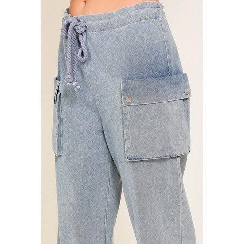 Drawstring Wide Leg Cargo Jeans in Sandblast Blue