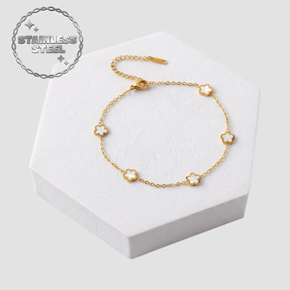 Stainless Steel Pearl Inlay Flower Chain Anklet in Gold & White