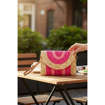 2-Tone Straw Wristlet Envelope Clutch in Fuchsia