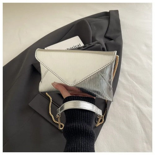 EVFVRNKQKEY Textured Metallic Envelope Cutch in Silver