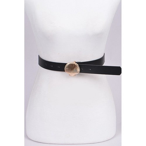 Shell Buckle Belt in Black