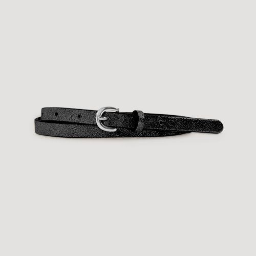 Round Buckle Thin Belt in Black