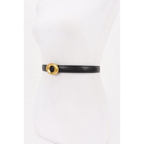Eye-Shape Buckle Belt in Black