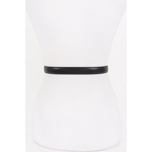 Eye-Shape Buckle Belt in Black