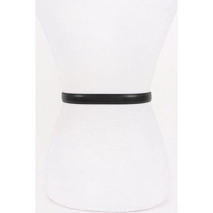 Eye-Shape Buckle Belt in Black
