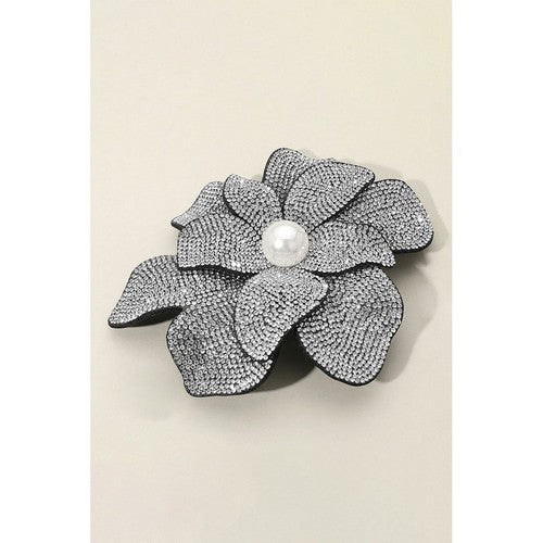 BR2165 Oversize Rhinestone Pearl-Centre Flower Pin Brooch in Silver