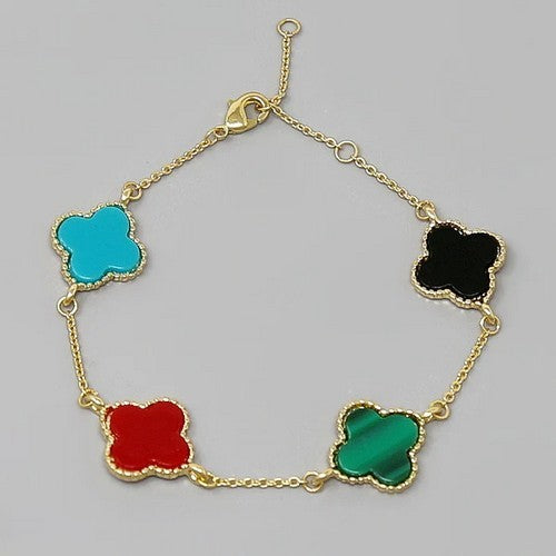 113613 Quatrefoil Clover Charm Delicate Bracelet in Gold Multi 