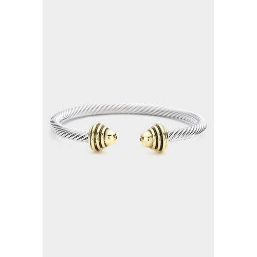 CFB735 Twisted Bangle in Gold