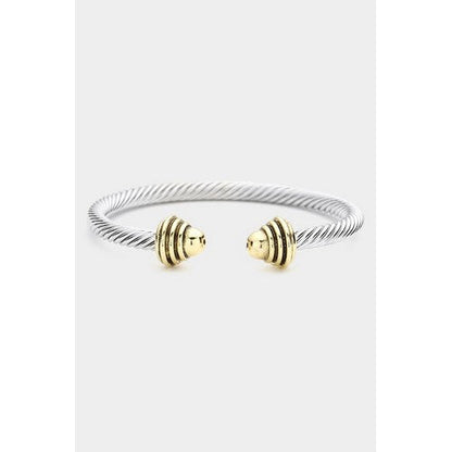 CFB735 Twisted Bangle in Gold