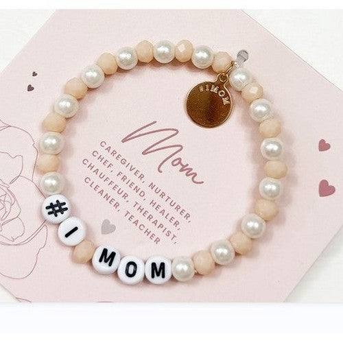 #1 Mom Pearl Charm Bracelet in Peach