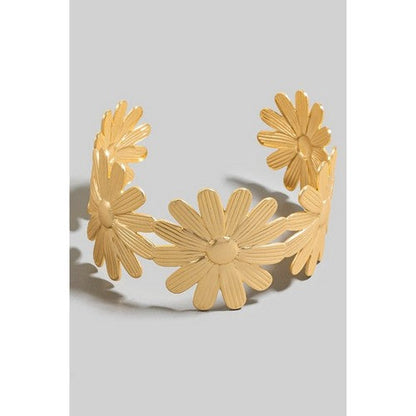 Matte Metallic Daisy Link Cuff Bracelet in Gold