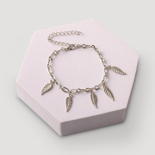 Leaves Charms Chain Bracelet in Silver