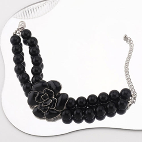 Enamel Camellia Flower Pearl Bead Bracelet in Black