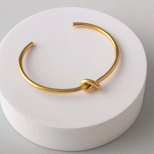 BLES0001 Stainless Steel Knot Bangle in Gold