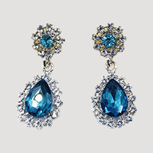 EER9503C Rhinestone Teardrop Earring in Silver Blue