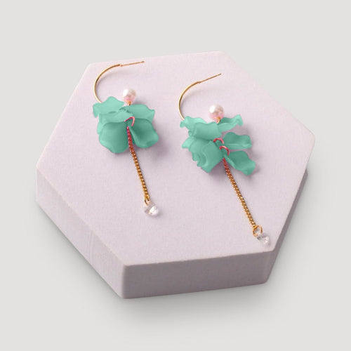 Petals Tassel Crystal Chain Hoop Earring in Green