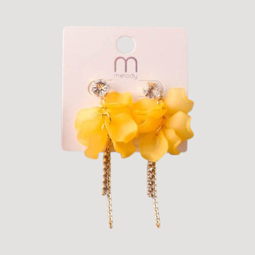 Petal Chain Rhinestone Tassel Earring in Yellow