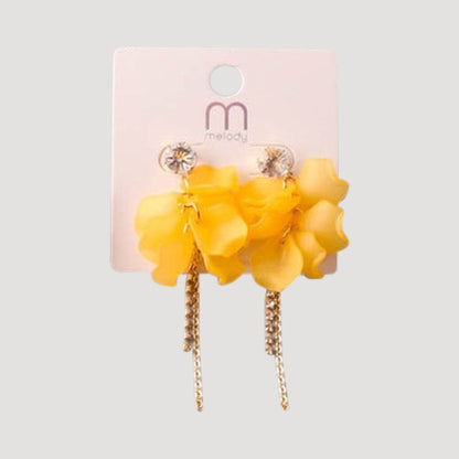 Petal Chain Rhinestone Tassel Earring in Yellow