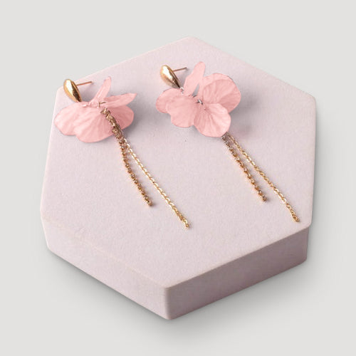 Petal Tassel Chain Rhinestone Tail Earring in Fuchsia