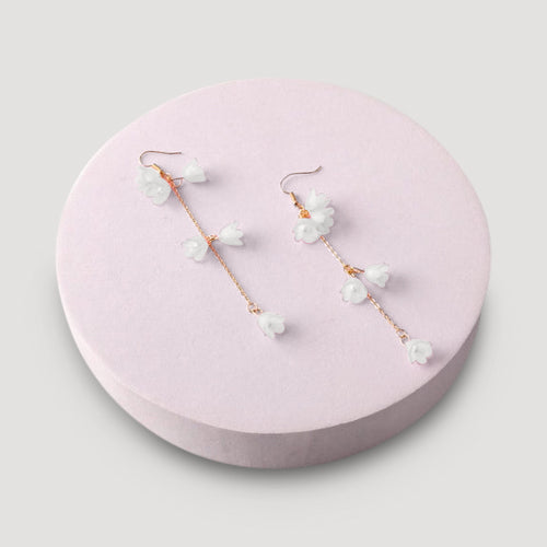 Buttercup Flower Chain Drop Earring in White