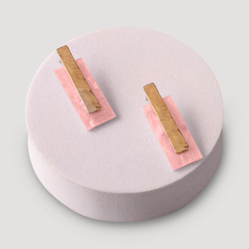 Acrylic Deco Rectangle Bar Earring in Gold & Light Pink