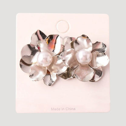 Pearl Flower Post Earring in Silver