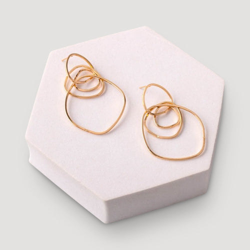 Organic Rings Tassel Linked Earring in Gold