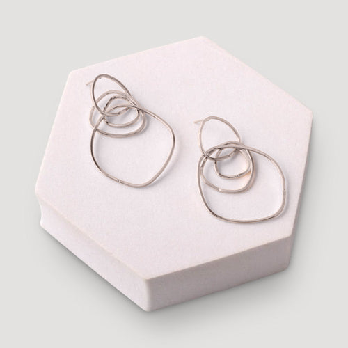 Organic Rings Tassel Linked Earring in Silver