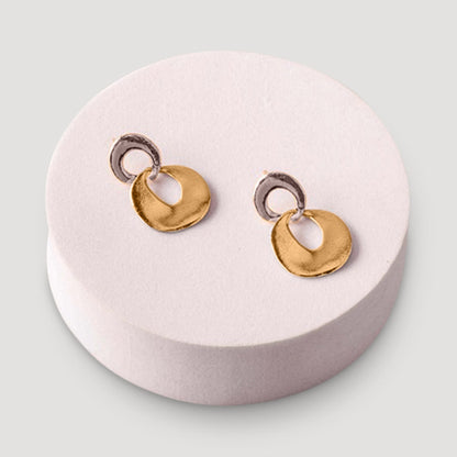 Matte Circular Chain Drop Earring in Gold Drop