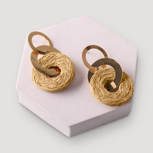 Raffia Ring Link Earring in Beige