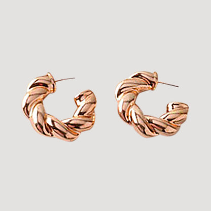 Rope Twist Huggie Hoop Earring in Gold